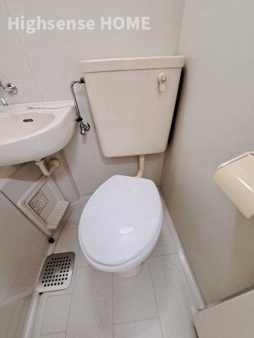 トイレ　トイレもきれいです