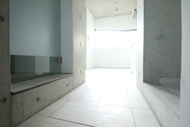 玄関　※別室の参考写真の為、現況優先です。