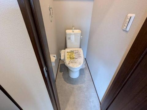 トイレ　シャワー付トイレ