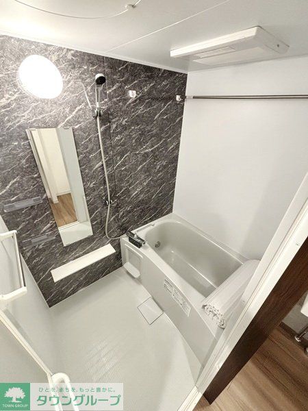 バス・シャワールーム　バス