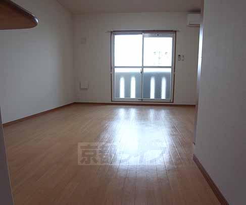 居室・リビング　明るい洋室です。