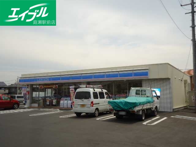 コンビニ　ローソン倉敷中島小溝店（コンビニ）まで50m