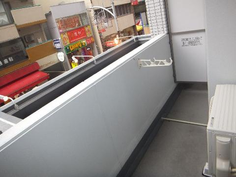 バルコニー　ベランダ