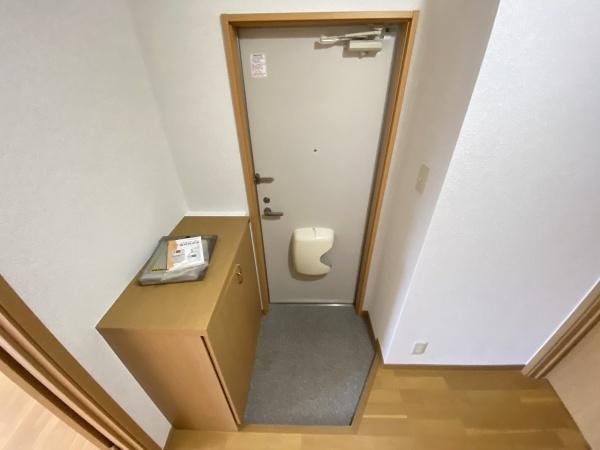 玄関　シューズボックスあり！