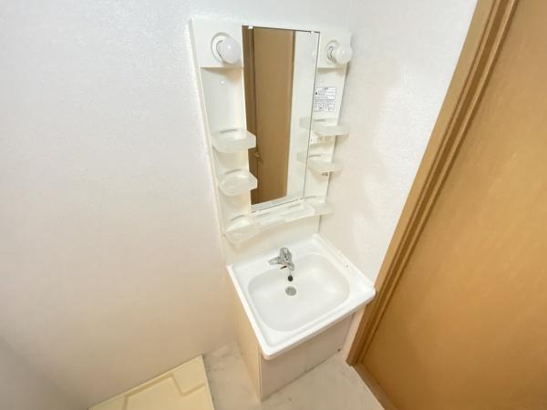 洗面設備　独立洗面台！