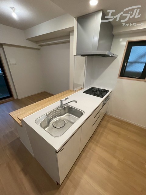 キッチン　カウンターキッチンになります