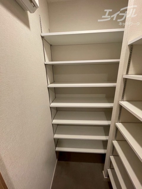 収納　シューズボックスです