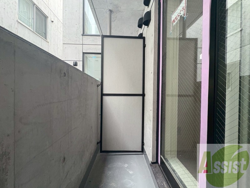 バルコニー　バルコニーが付いていますので一息ついてみてはいかがですか。