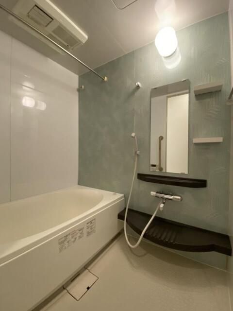 バス・シャワールーム　ゆったり過ごせるお風呂です