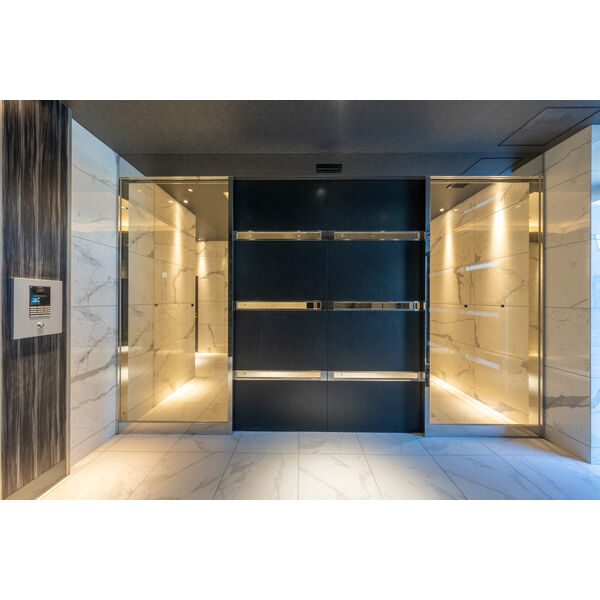 エントランス　※同建物同型別のお部屋