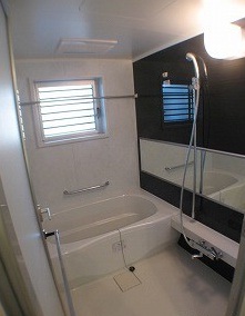 バス・シャワールーム　バスルーム