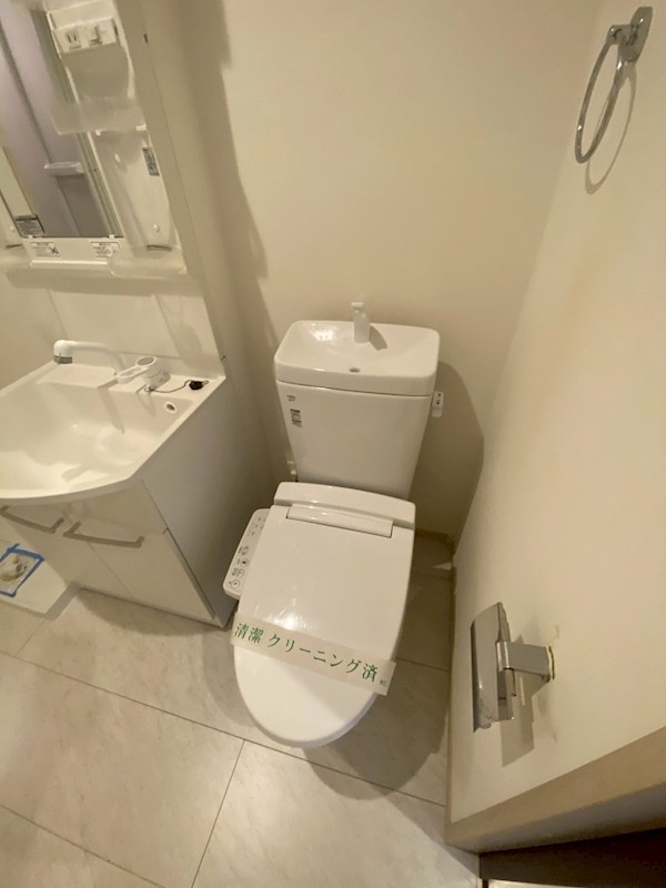 トイレ　他室参照