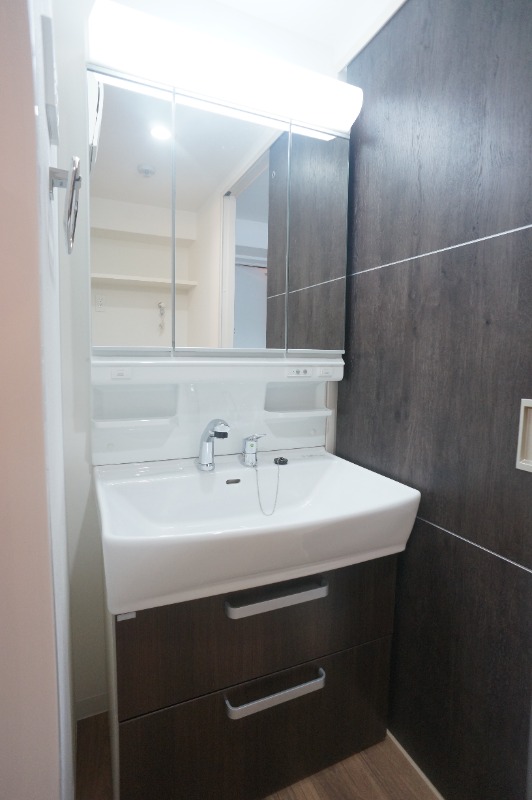 洗面設備　同型タイプ