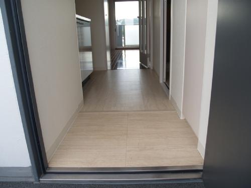 玄関　※イメージ