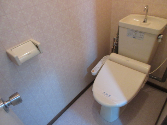 トイレ　トイレ