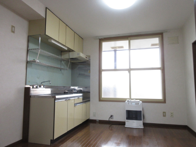 居室・リビング　居間