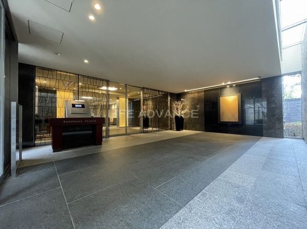 エントランス　エントランス