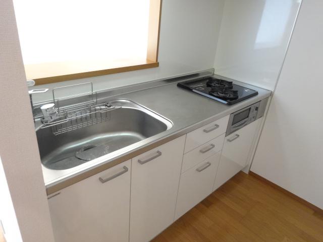 キッチン　２口コンロ付きのカウンターキッチンです