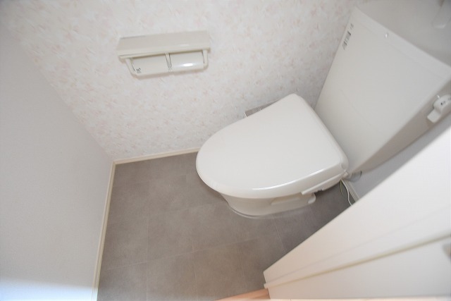 トイレ　ヴァンベール京山