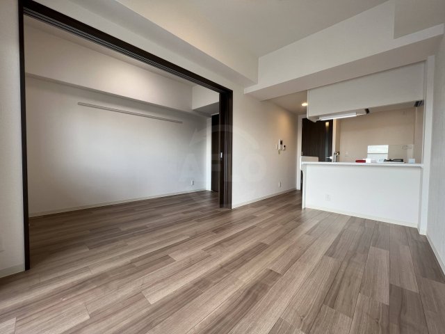 居室・リビング　プレサンスOSKA DOME CITYビーツ　リビング