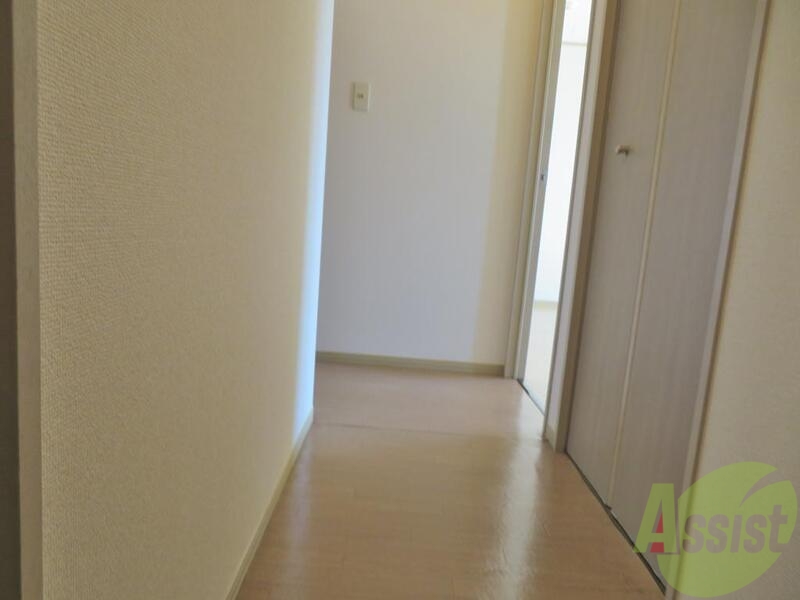 玄関　玄関から見た景色はこちらです。雰囲気は掴めますかね。