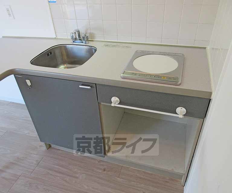 キッチン　作業スペースの広いキッチンです！