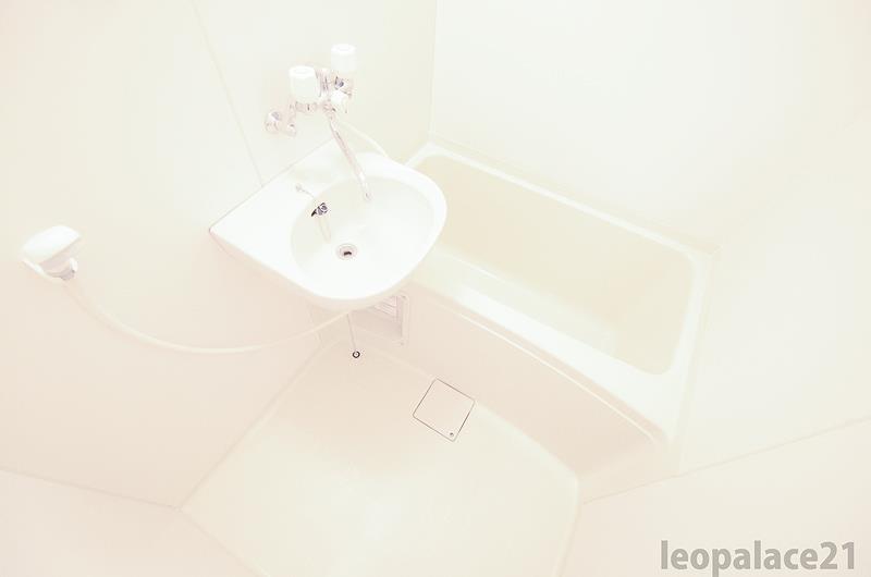 バス・シャワールーム　同シリーズの類似となります。現況を優先致します。