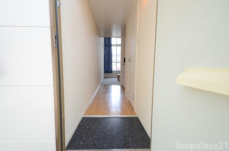 玄関　同シリーズの類似となります。現況を優先致します。