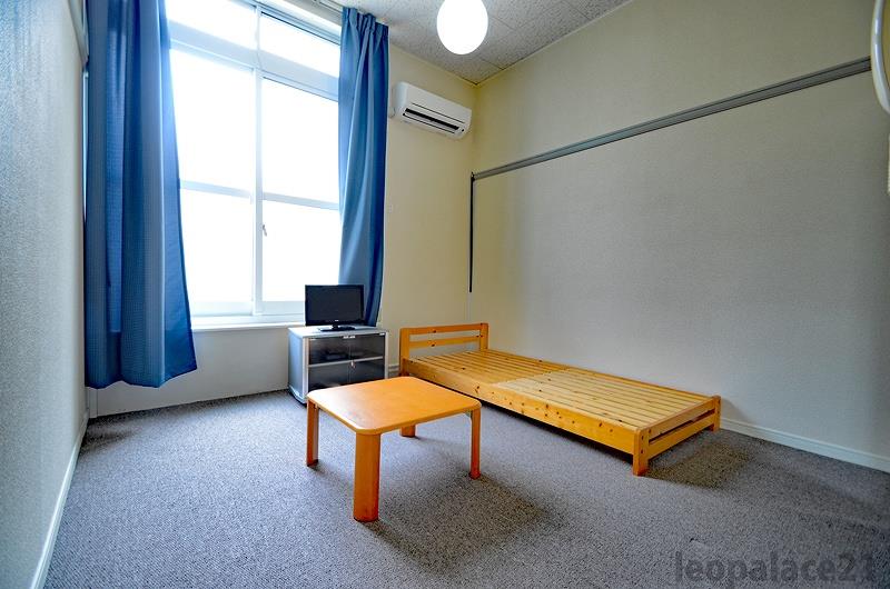 居室・リビング　同シリーズの類似となります。現況を優先致します。