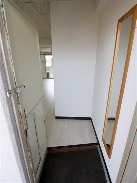 玄関　松山市高砂町　豊洋ハイツ　玄関