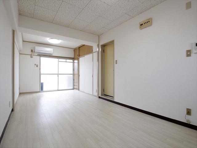 居室・リビング　松山市高砂町　豊洋ハイツ　ＬＤＫ