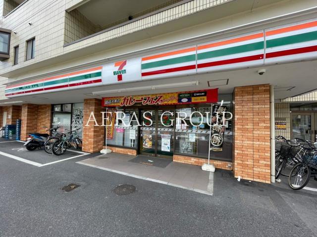 コンビニ　セブンイレブン戸田新曽南店（コンビニ）まで379m