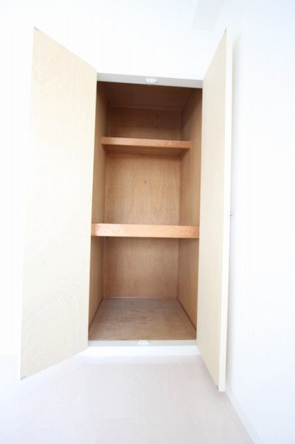 収納　同物件別号室の写真
