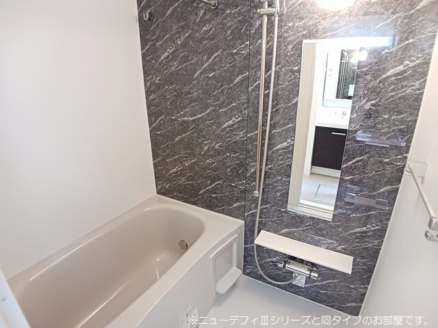 バス・シャワールーム　同仕様