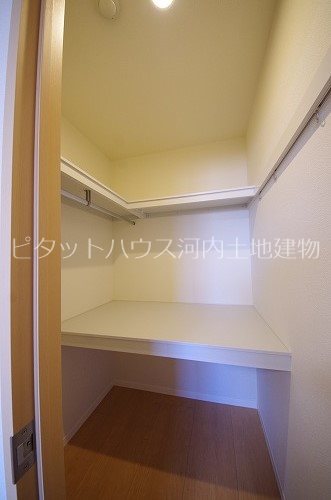 収納　ウォークインクローゼット