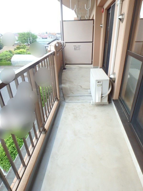 バルコニー　図面と現状に相違がある場合には現状を優先