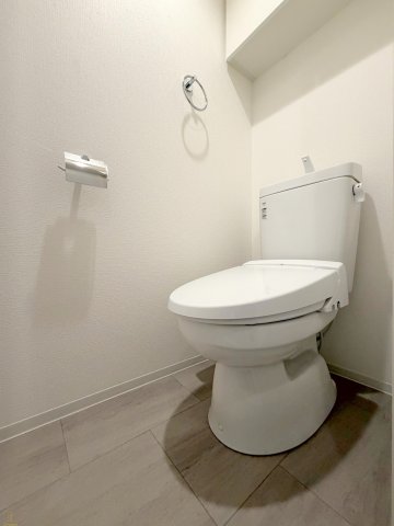 トイレ　セレニテ日本橋エクラ