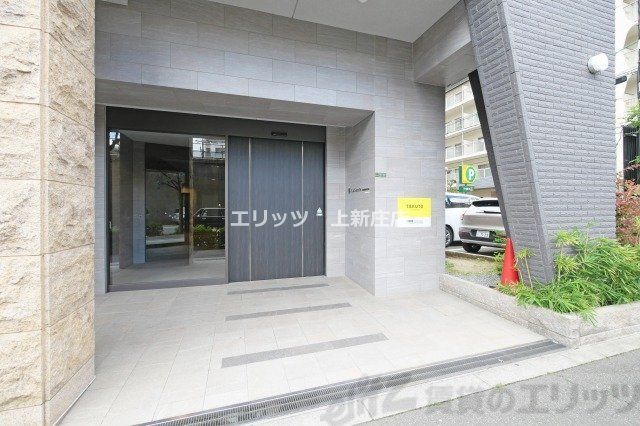 エントランス　エントランス