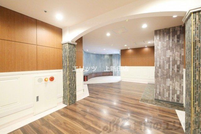 ロビー　エントランス