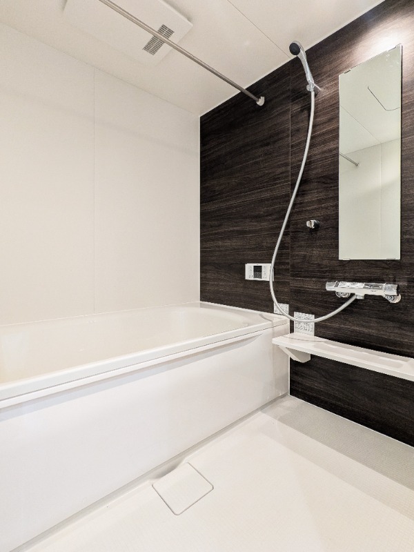 バス・シャワールーム　図面と現状に相違がある場合には現状を優先