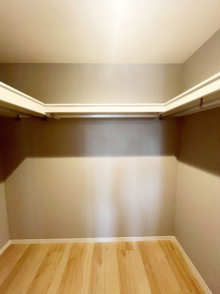 収納　洋室のウォークインクローゼットです。