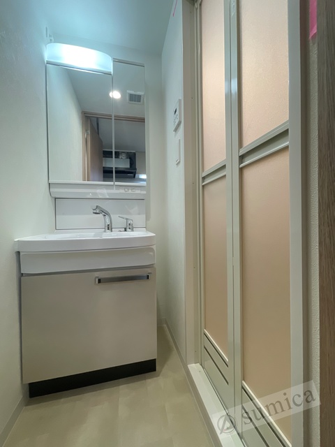 洗面設備　洗面脱衣所付き！独立洗面台が便利です♪♪