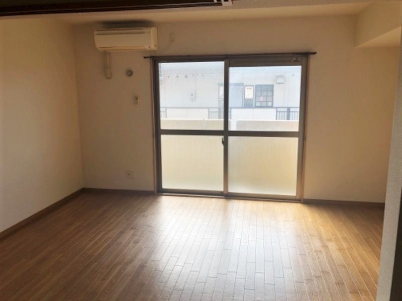 居室・リビング　※現況優先