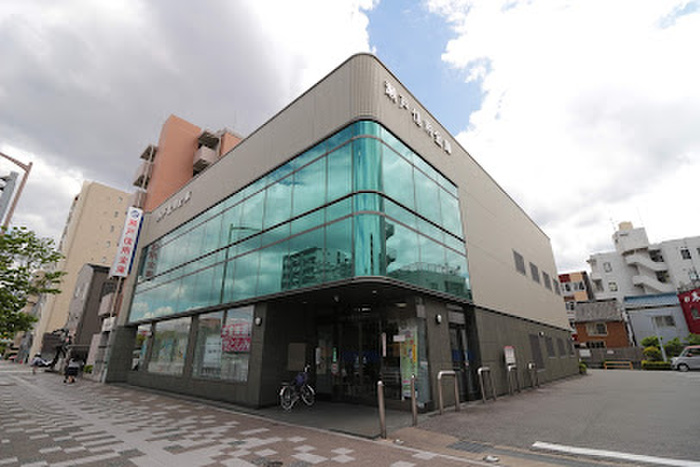 銀行　瀬戸信用金庫（銀行）まで250m