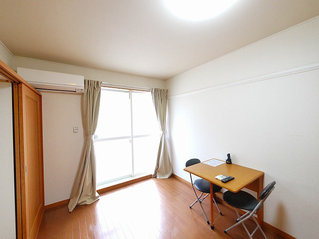 その他部屋・スペース　使い勝手のいい洋室です