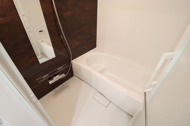 バス・シャワールーム　浴室
