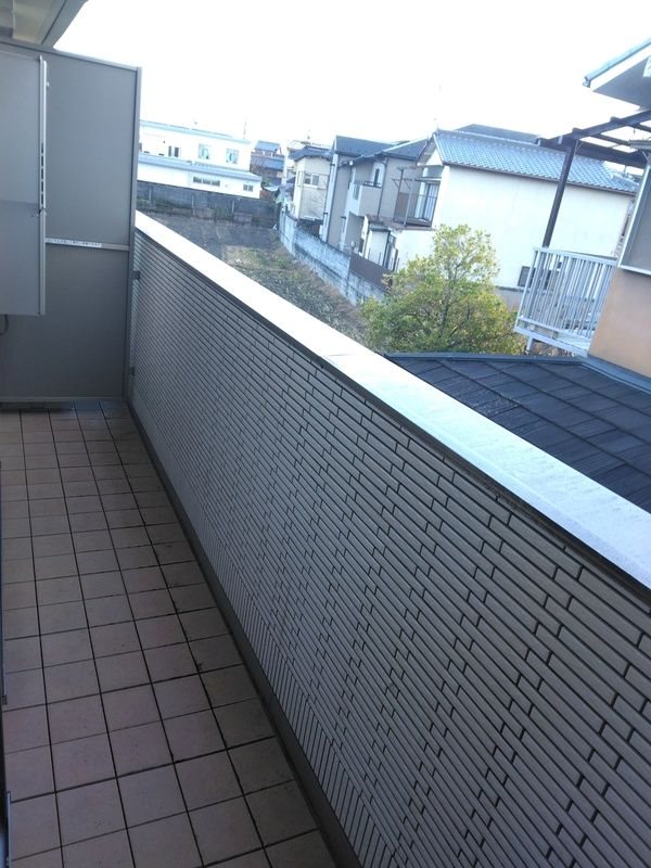 バルコニー　※別のお部屋の写真です