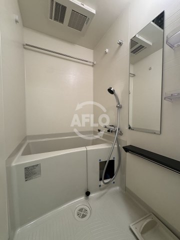 バス・シャワールーム　プレサンス四天王寺前夕陽ヶ丘　凛宮　風呂