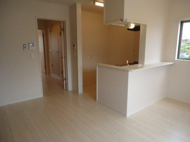 居室・リビング　室内