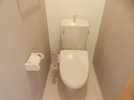 トイレ　コンパクトで使いやすいトイレです